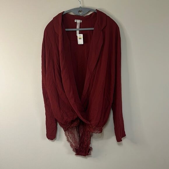 NWT Free People Elsa Deep V Neck Tuxedo Lace Bottom Bodysuit In Terra Cotta Sz M - Picture 1 of 4
